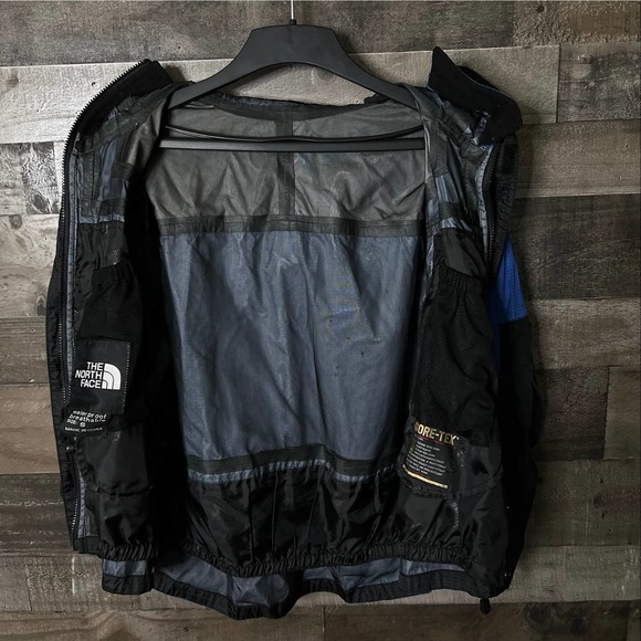 SOLD The North Face Summit Series Goretex XCR Rain Jacket Small - Picture 4 of 4